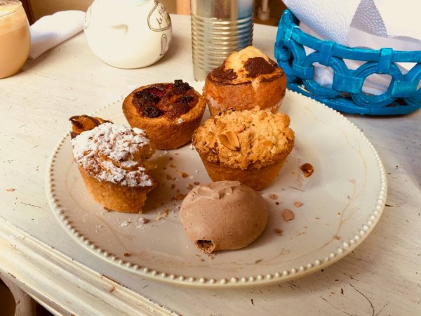 Comment réussir des éclairs au café avec une pâte à choux légère et une crème pâtissière onctueuse ?